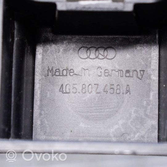 Audi A6 C7 Staffa di rinforzo montaggio del paraurti posteriore 4G5807458A