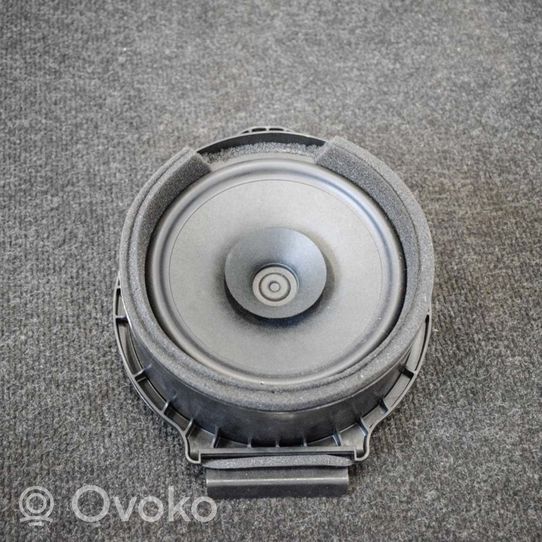 Opel Astra K Garsiakalbis (-iai) galinėse duryse 39117928