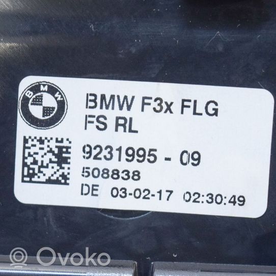 BMW 4 F36 Gran coupe Kojelaudan tuuletussuuttimen suojalista 9231995