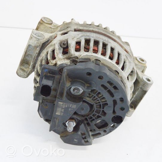 Volkswagen PASSAT B6 Alternator 06B903016AB