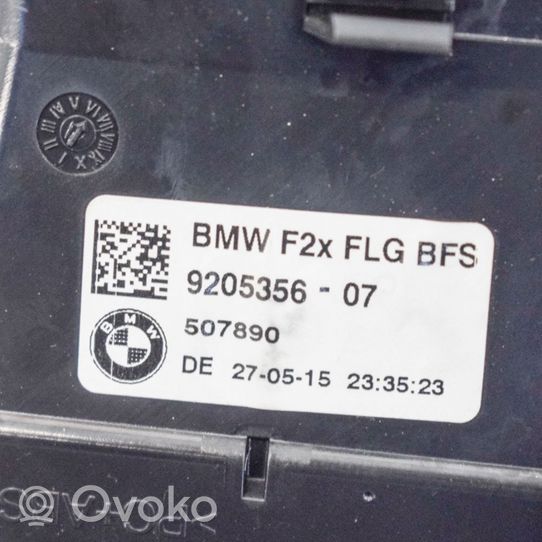 BMW 2 F22 F23 Moldura protectora de la rejilla de ventilación del panel 92053569205376