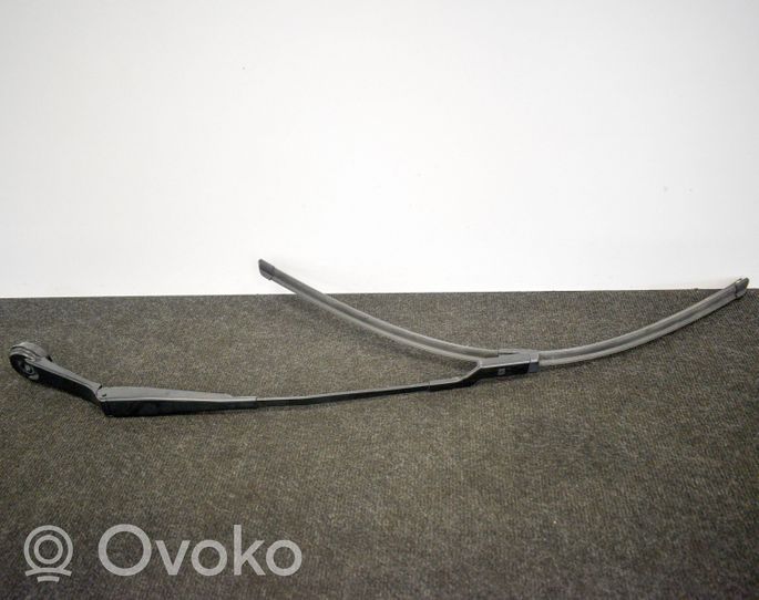 Ford Focus Windshield/front glass wiper blade 