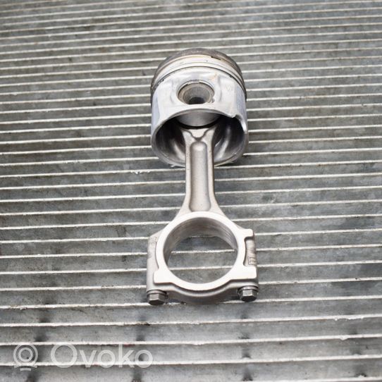 Opel Vivaro Piston 9551784995517816