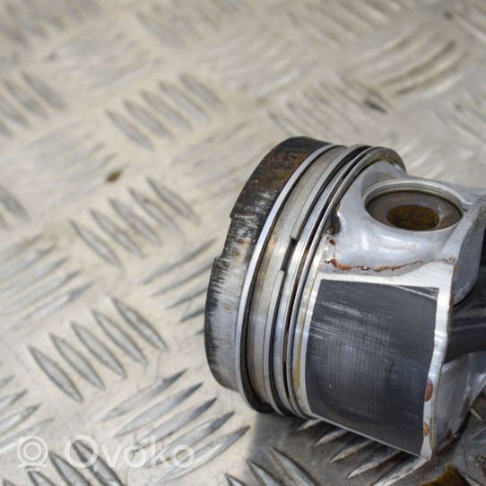 Mercedes-Benz A W168 Piston 