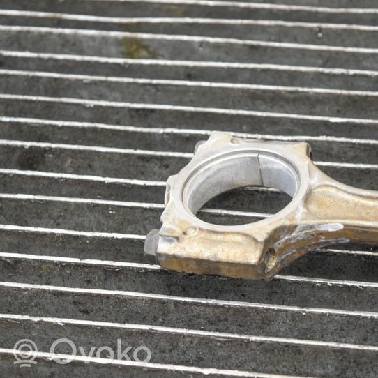 Nissan Note (E11) Piston 