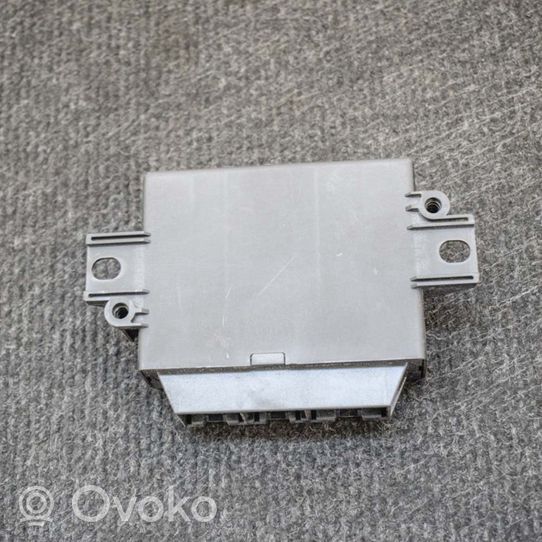 Renault Master III Unité de commande, module PDC aide au stationnement 8201015177