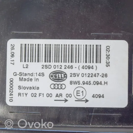 Audi A4 S4 B9 Luci posteriori del portellone del bagagliaio 2SD012246