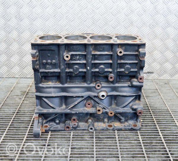 Audi A4 S4 B7 8E 8H Engine block 038100104PX