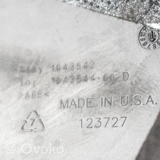 Tesla Model X Rivestimento estremità laterale del cruscotto 104354400D