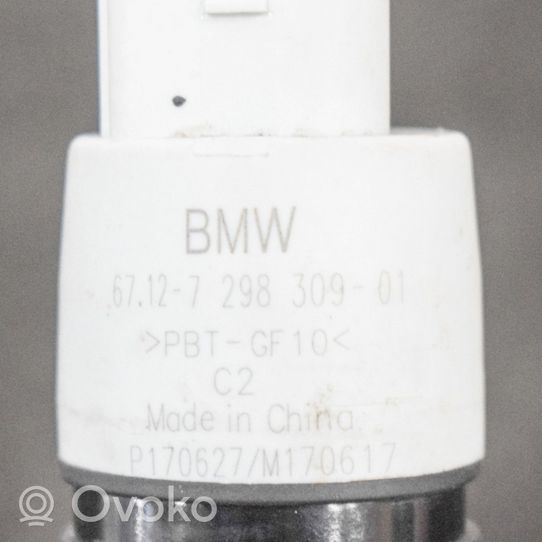 BMW 4 F32 F33 Pompa spryskiwacza szyby przedniej / czołowej 7298309