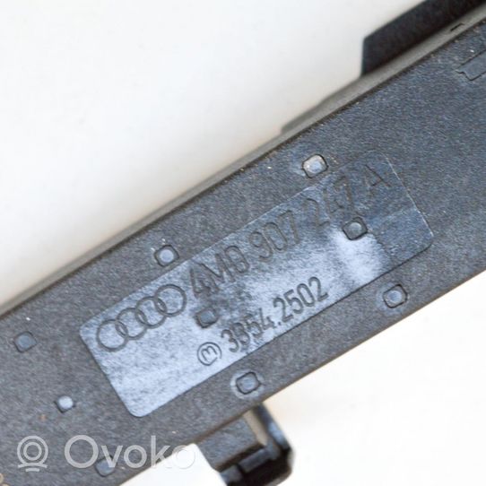 Audi A5 Antena wewnętrzna 33542502