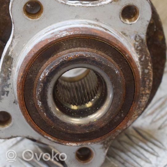 Volvo V40 Pivot de moyeu avant 31406754