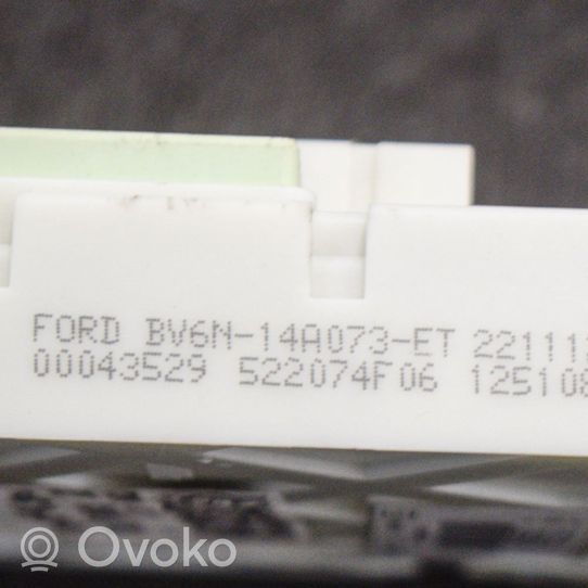 Ford Focus Unidad de control/módulo de carrocería central E11A002236