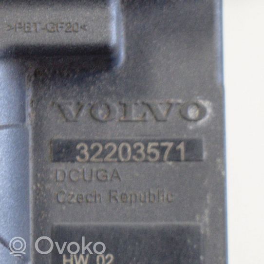 Volvo S90, V90 Блок управления топливного насоса 32203571