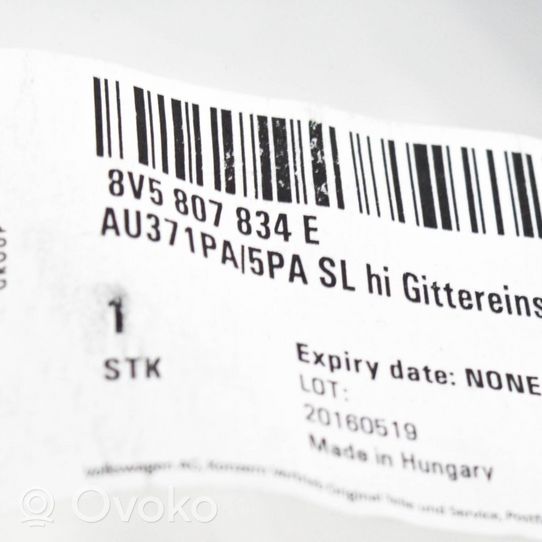 Audi A3 S3 8V Inne części karoserii 8V5807834E