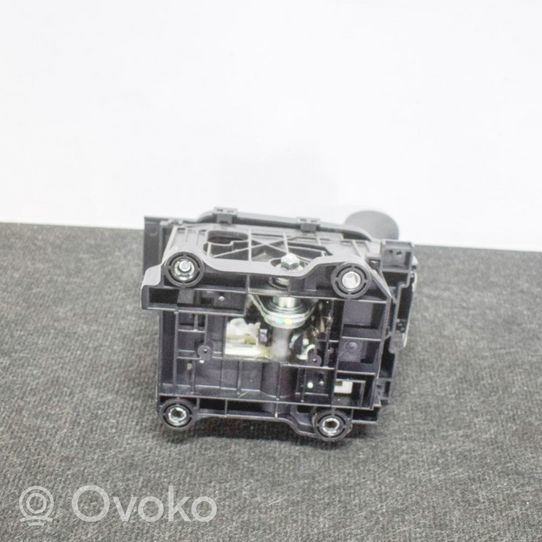 Toyota Hilux (AN10, AN20, AN30) Lewarek zmiany biegów / dolny 