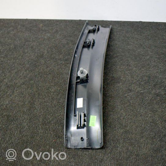 BMW X1 F48 F49 Takaoven kynnyksen suojalista 7326811