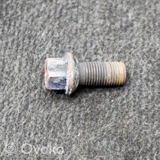 Mercedes-Benz A W176 Nuts/bolts 