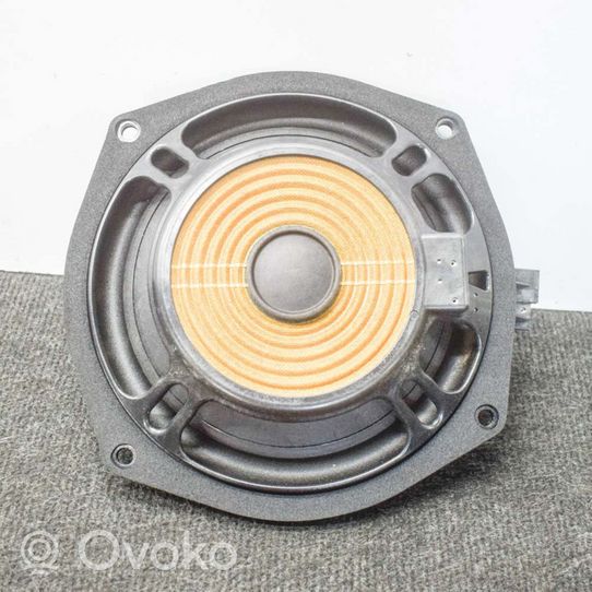 Mercedes-Benz SL R231 Enceinte subwoofer A2318201002