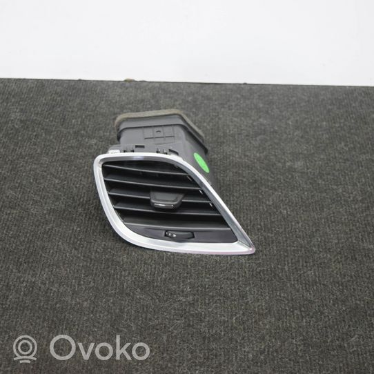 Opel Mokka X Dysze / Kratki nawiewu deski rozdzielczej 95316017