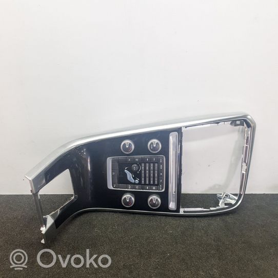 Volvo XC60 Rivestimento del pannello 31351079