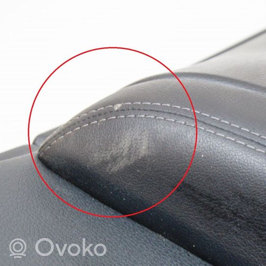 Nissan Qashqai Boczki / Poszycie drzwi przednich 809224EA1A