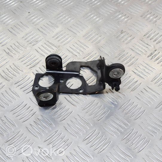 Volvo V60 Supporto pompa ABS 6G9N2B389BB