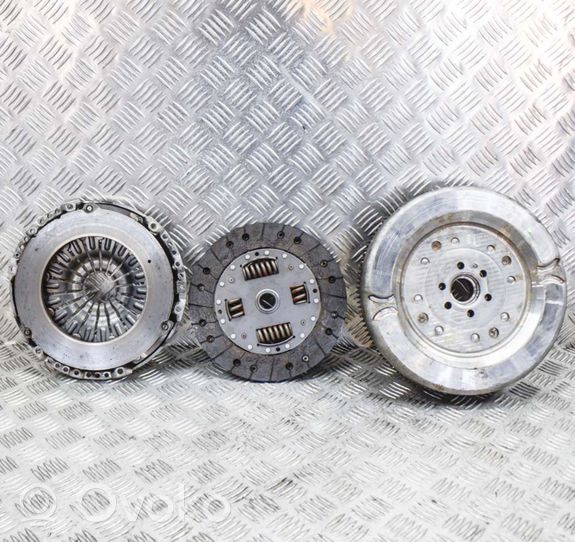 Skoda Karoq Clutch set kit 042294002151