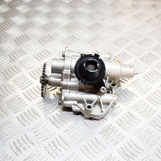 Audi A4 S4 B9 Oil pump 04E115151A