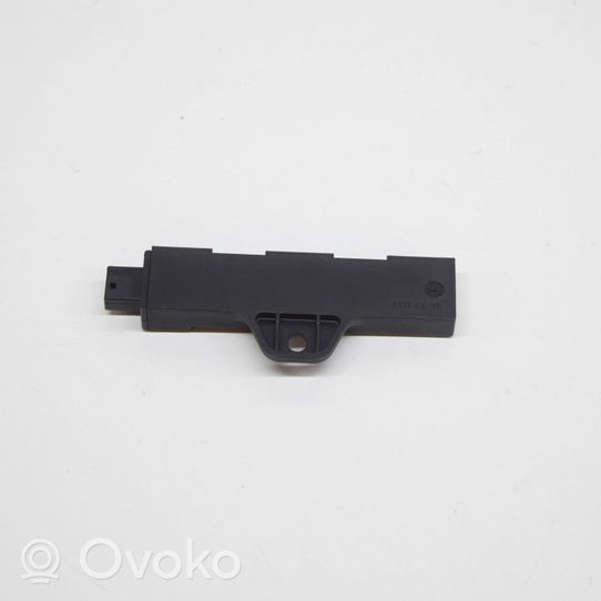 BMW 2 F46 Interjero komforto antena 9220832