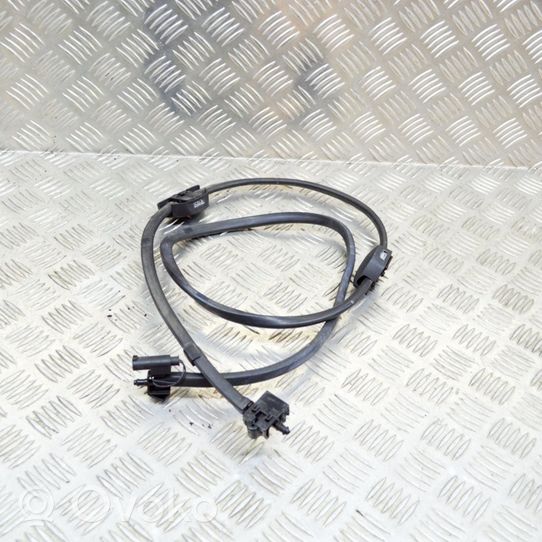 BMW X2 F39 Windshield washer fluid hose 18939110