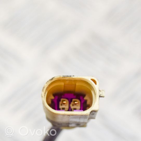 Skoda Octavia Mk3 (5E) Czujnik temperatury oleju 04L906088AD