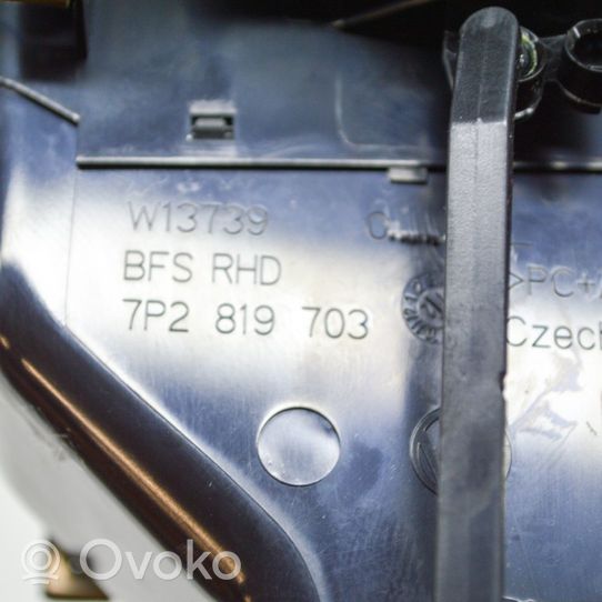 Volkswagen Touareg II Boîte à gants garniture de tableau de bord 7P2857221