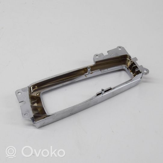 BMW 7 F01 F02 F03 F04 Rivestimento in plastica cornice della leva del cambio 9189065