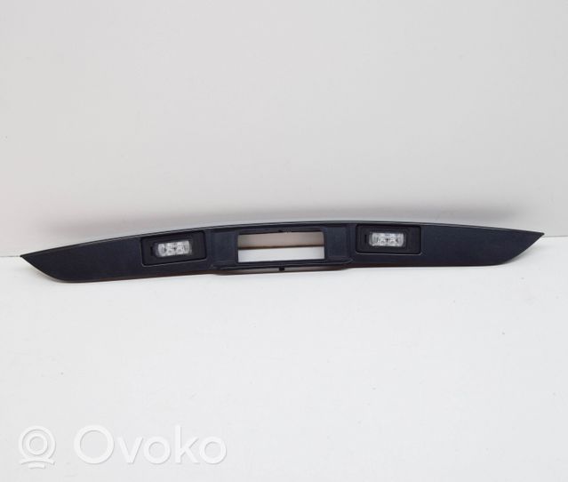 Porsche Panamera (971) Garniture de hayon 974827576A