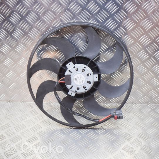 Ford Focus Hélice moteur ventilateur 0130308447