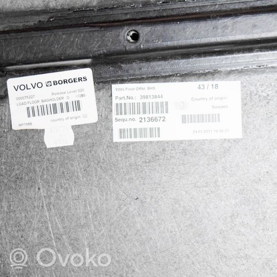Volvo XC70 Tavaratilan kaukalon tekstiilikansi 39813844