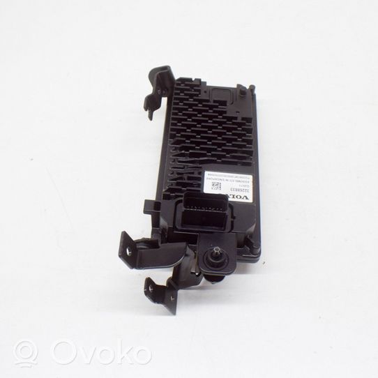 Volvo XC40 Telecamera paraurti anteriore 10R048542