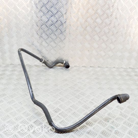 BMW i8 Engine coolant pipe/hose 7640851