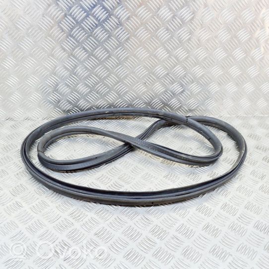 BMW i8 Trunk rubber seal (body) 7336402
