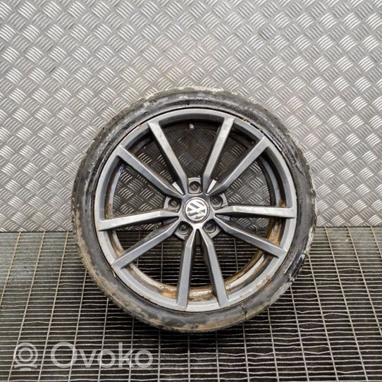 Volkswagen Golf VII Felgi aluminiowe R18 