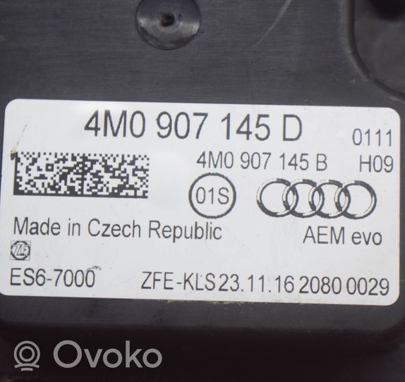Audi Q7 4M Centralina sospensioni pneumatiche (posteriore) 4M0907145D