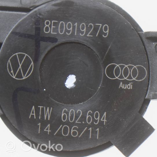 Audi A5 8T 8F Parkošanās skaļrunis (PDC) sensors 8E0919279