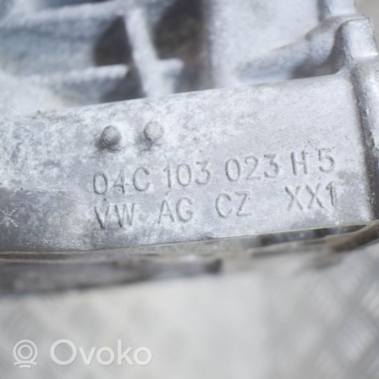 Volkswagen Polo V 6R Moottorin lohko 04C103011P