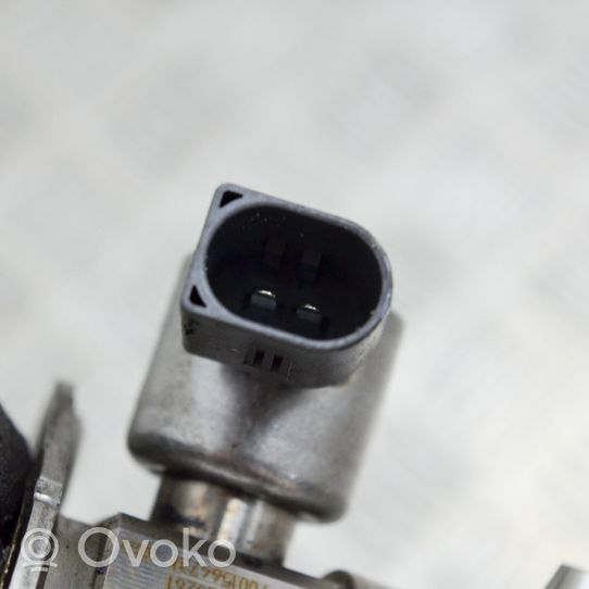 Audi A4 S4 B9 Pompe d'injection de carburant à haute pression 04E127025B