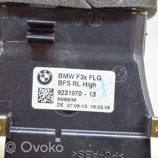 BMW 3 F30 F35 F31 Copertura griglia di ventilazione cruscotto 9231970