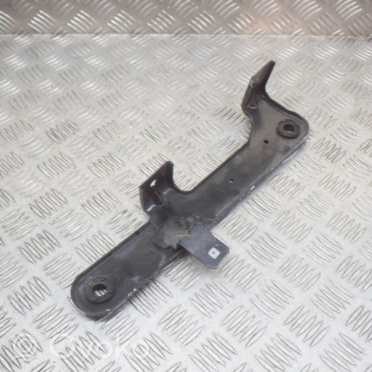 Maserati Quattroporte Radiator support slam panel bracket B430