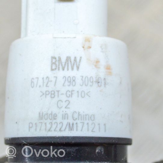 BMW 5 G30 G31 Pompa lavavetri parabrezza/vetro frontale 7298309