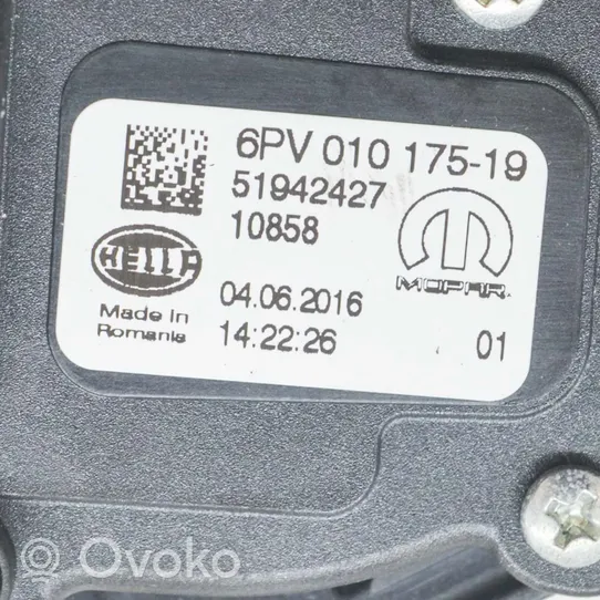 Fiat 500X Pedał gazu / przyspieszenia 6PV010175