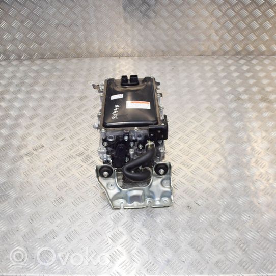 Toyota C-HR Convertisseur / inversion de tension inverseur G920047330